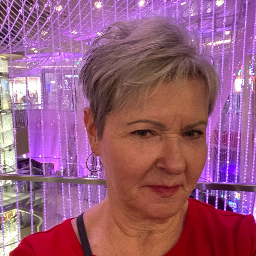 Meet your Posher, Teresa